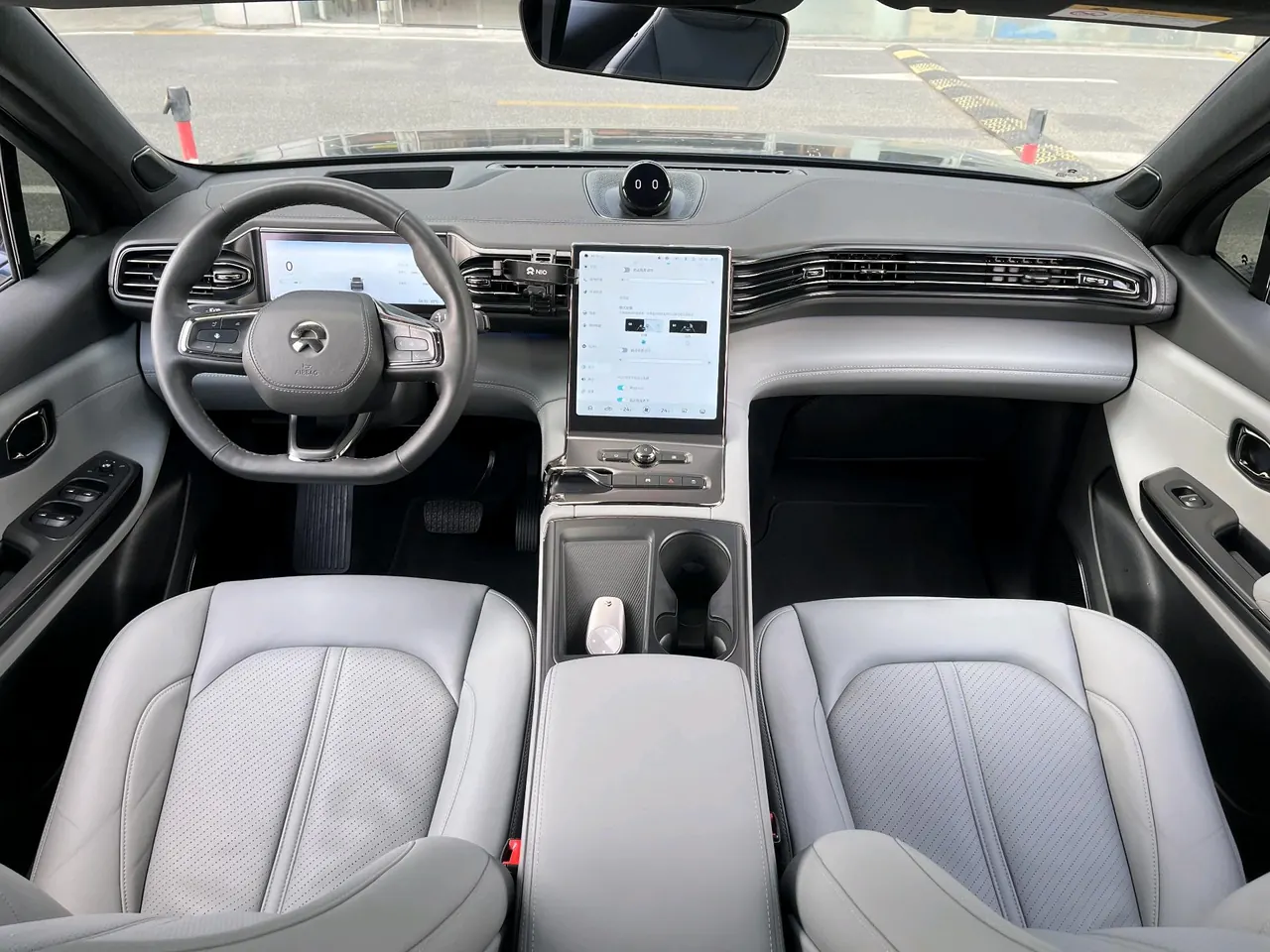 NIO 2020 EC 6 615KM Signature Edition Automatic Gear 2