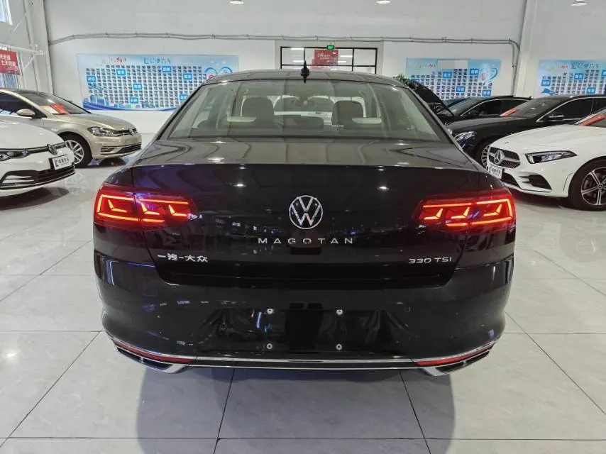 Volkswagen 2023 Magotan 2.0TSI 330TSI 2 million Commemorative Luxury Automatic Gear 4