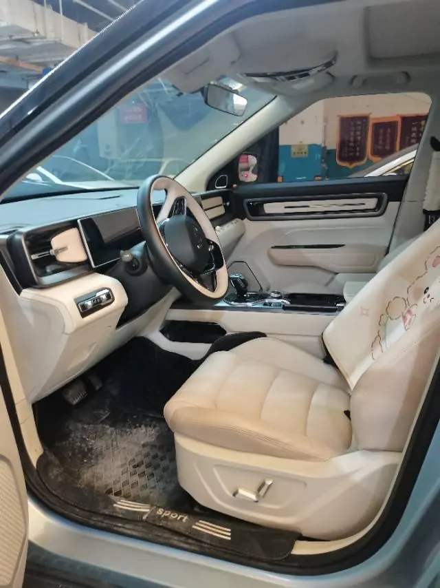 Geely 2023 icon 1.5TD chocolate alcohol version automatic gear 5