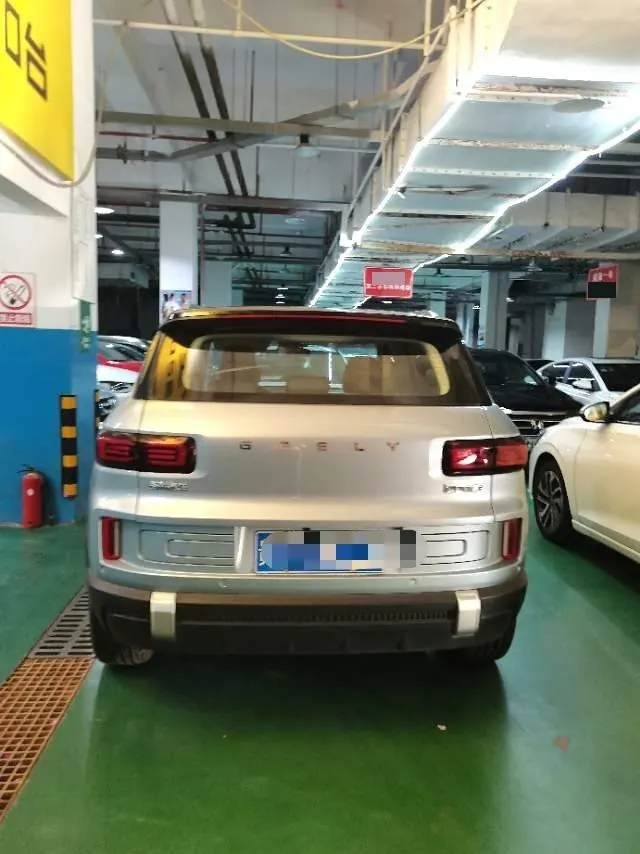 Geely 2023 icon 1.5TD chocolate alcohol version automatic gear 6