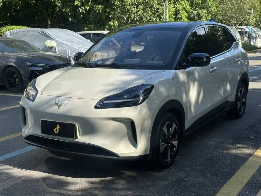 Open image lightbox: WuLing 2024 Plantronics PLUS 401km Flagship Automatic Gear