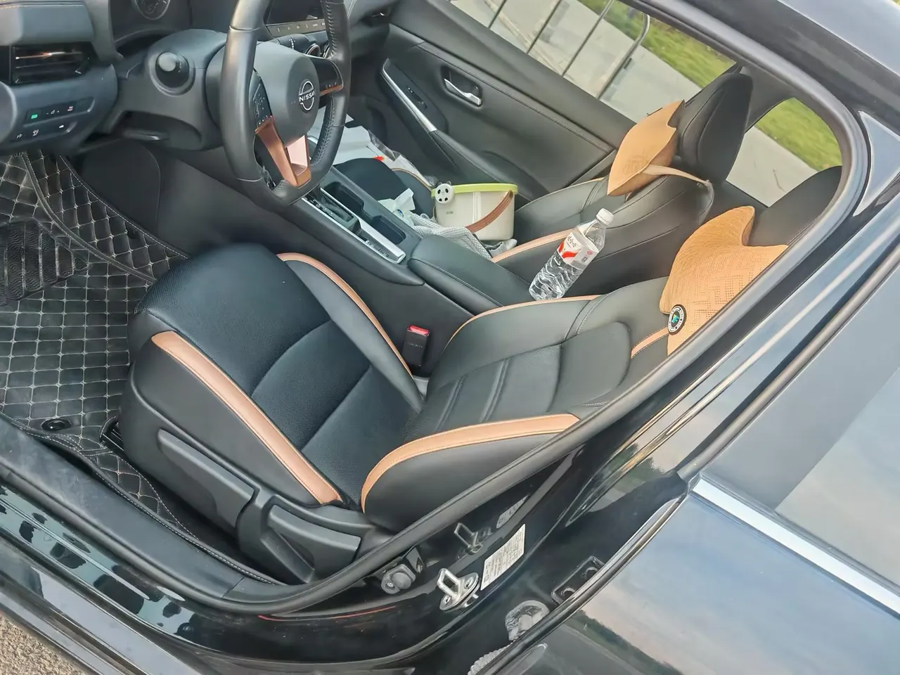 Nissan 2023 Sylphy 1.6 Stepless Black Gold Edition Automatic Gear 2
