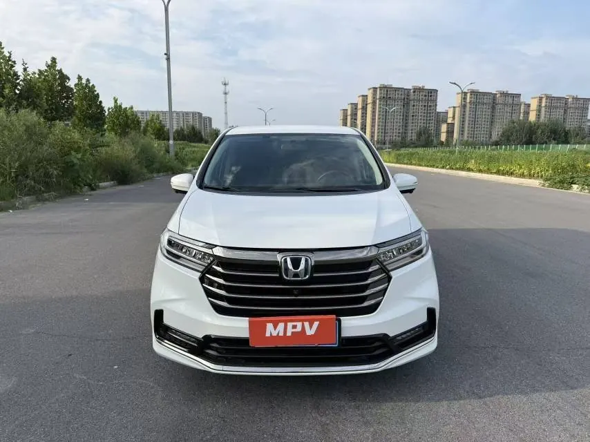 Honda 2024 Odyssey Hybrid 2.0 Stepless Sharp and Pleasant Edition Automatic Gear 2