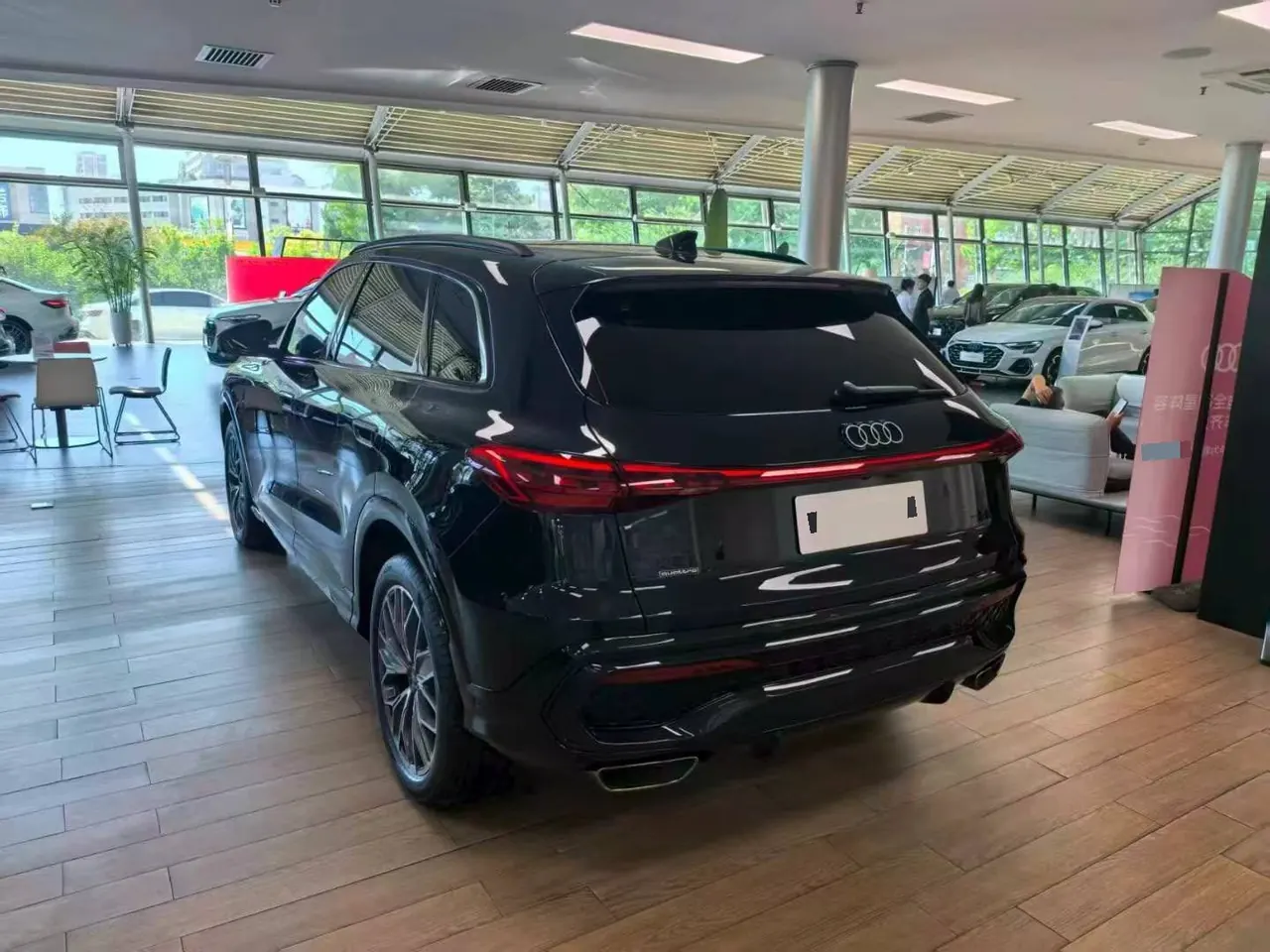 Audi 2026 Q5L 20 T 10 million users exclusive version of automatic gear 3