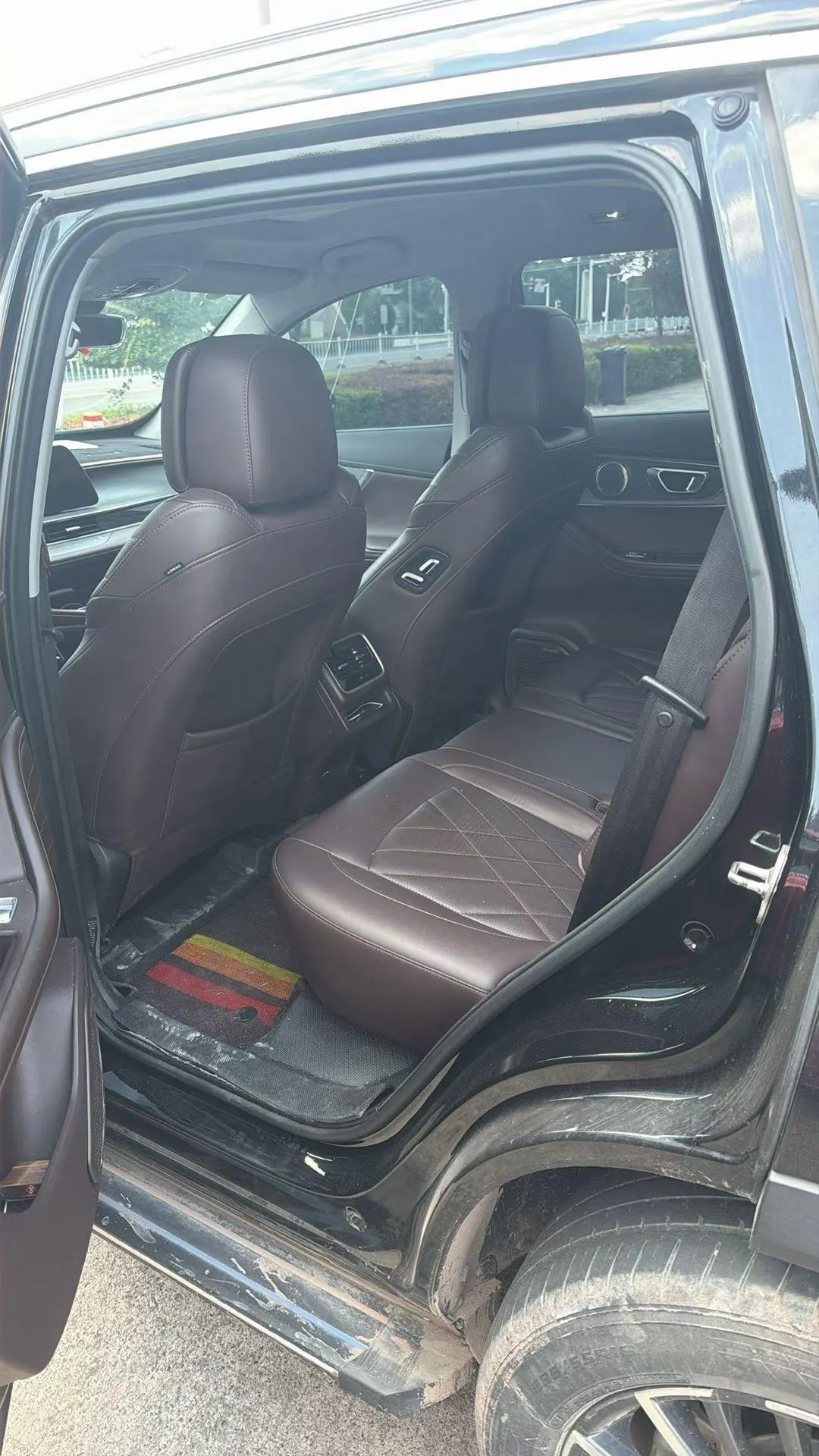 Chery 2022 Ruihu 8 PRO 1.6T 290T Two-Drive Star Edition 7-seat Automatic Gear 3