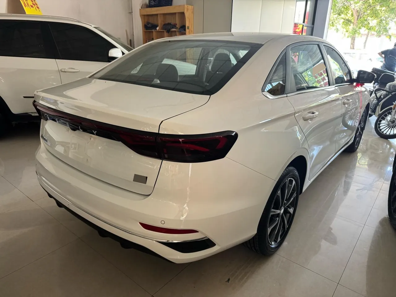 Geely 2026 Emgrand-Sanxiang 1.5 Stepless 4 million Commemorative Excellent Automatic Transmission 3