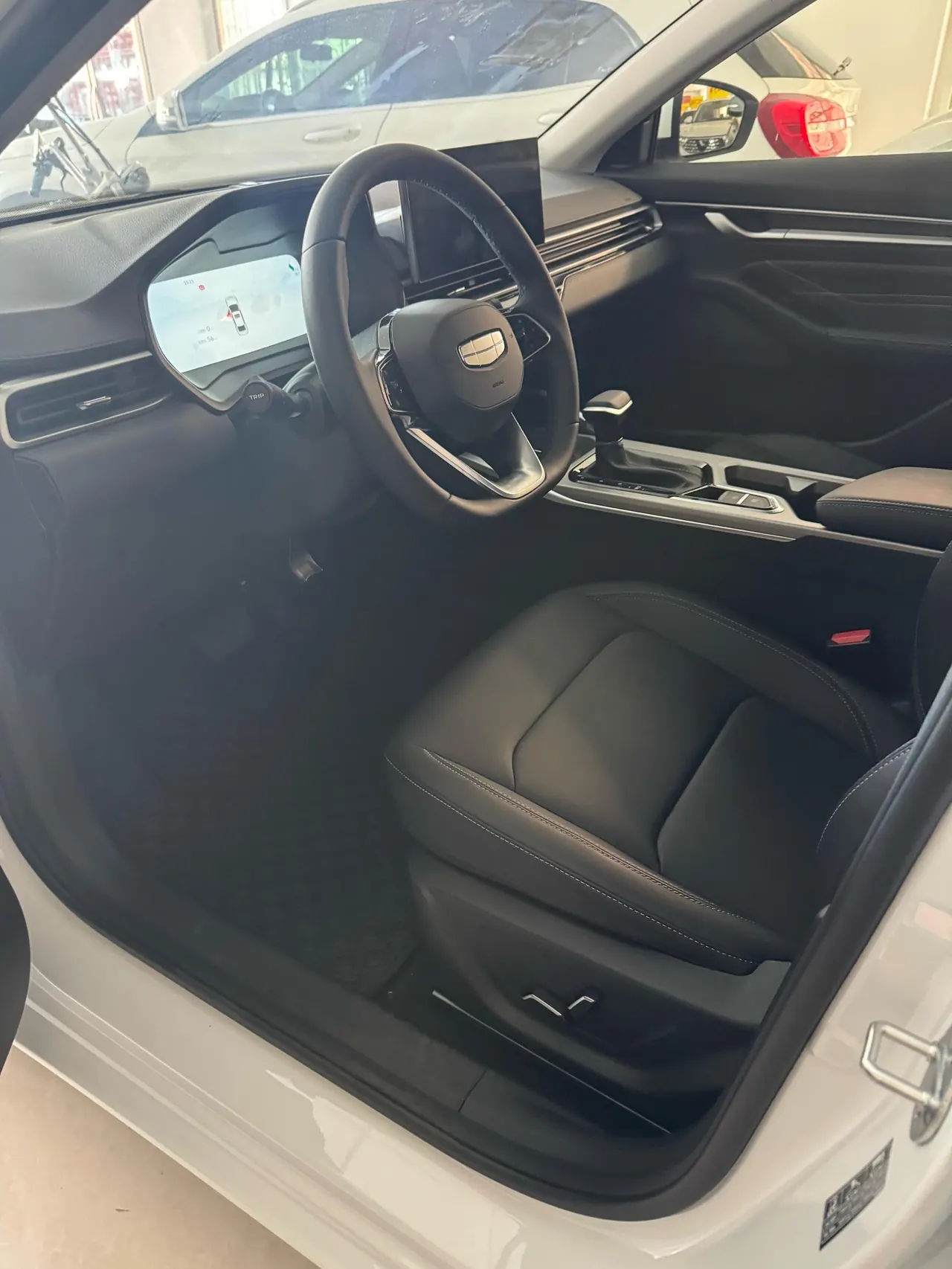 Geely 2026 Emgrand-Sanxiang 1.5 Stepless 4 million Commemorative Excellent Automatic Transmission 5