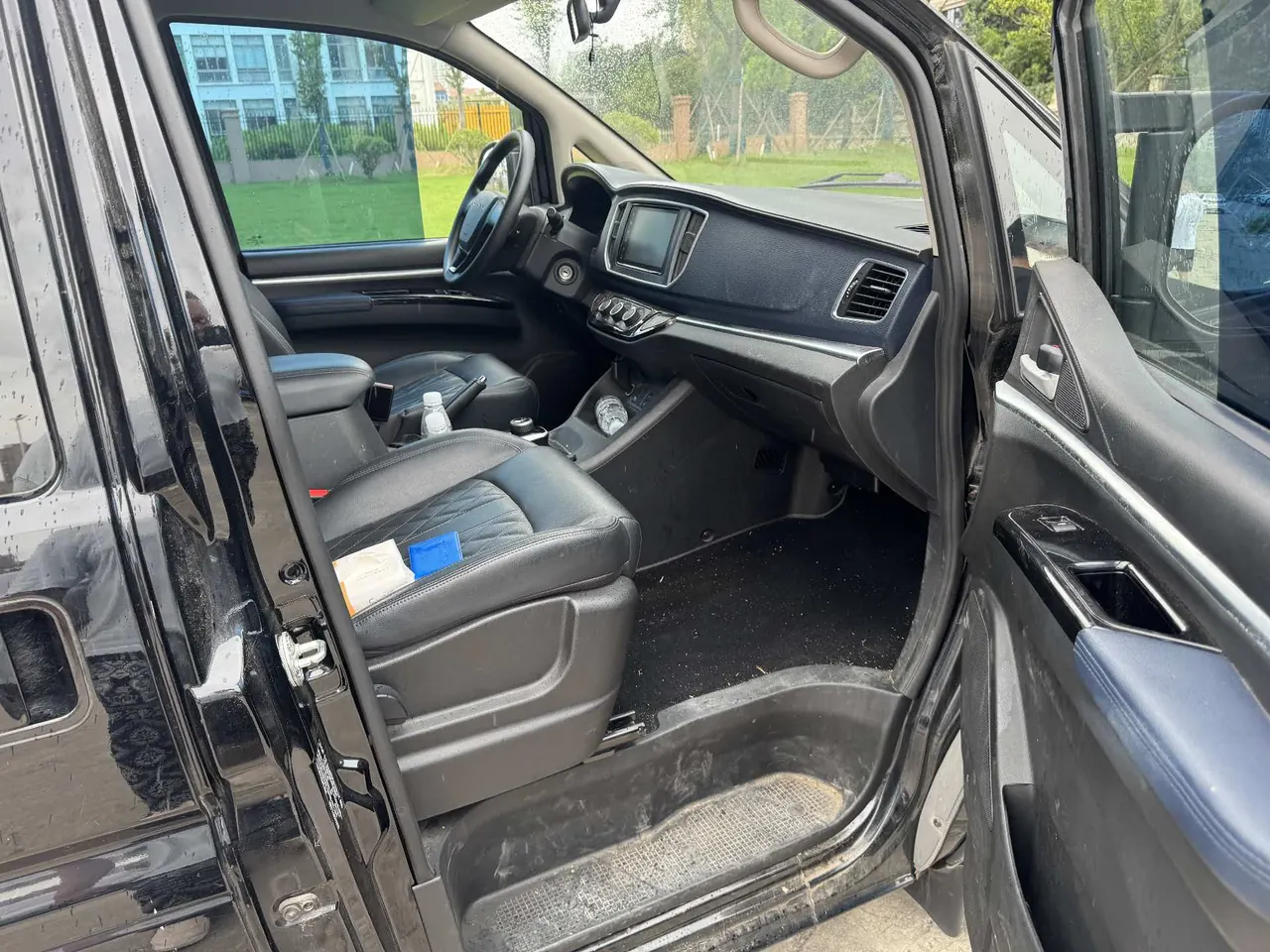 Forthing Lingzhi M5 New Energy 2022 Lingzhi EV Comfortable 7-seat Automatic Gear 4