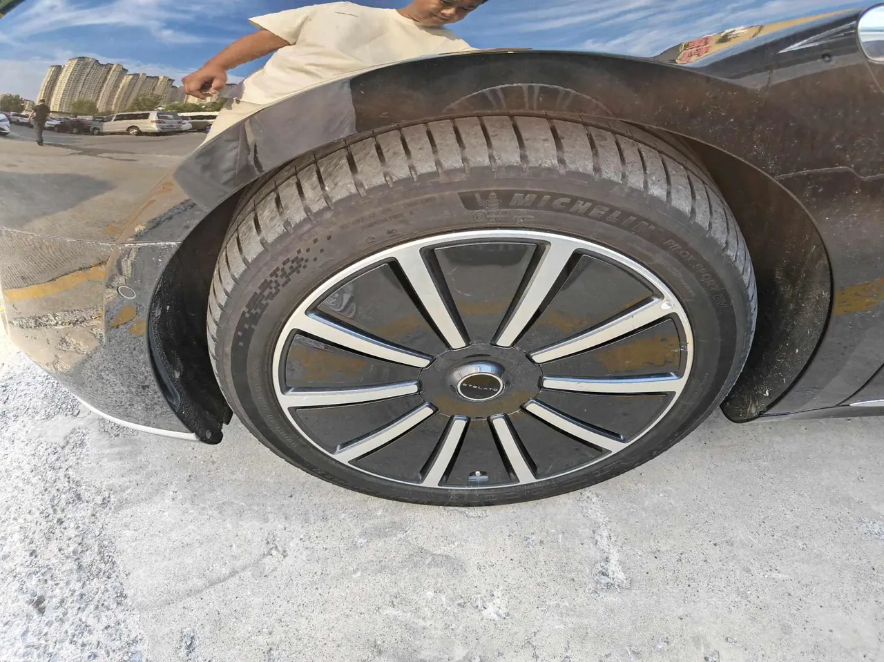 Luxeed 2024 S9 Ultra 4-wheel drive flagship automatic gear 8