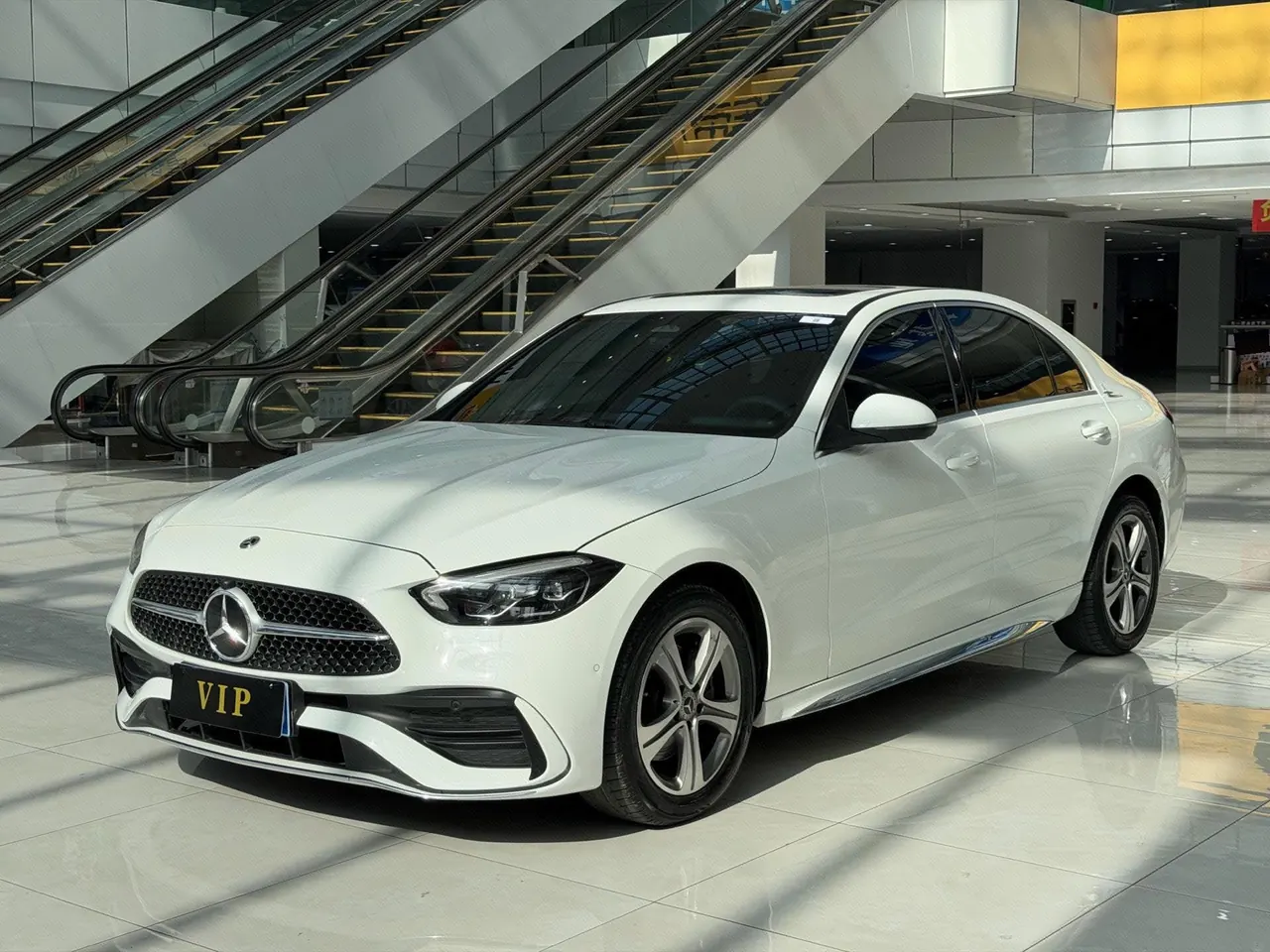 打开图片灯箱:Mercedes Benz Class C 2022 C 200 L 48V 1.5T Sports Edition (Modified) Automatic Gear