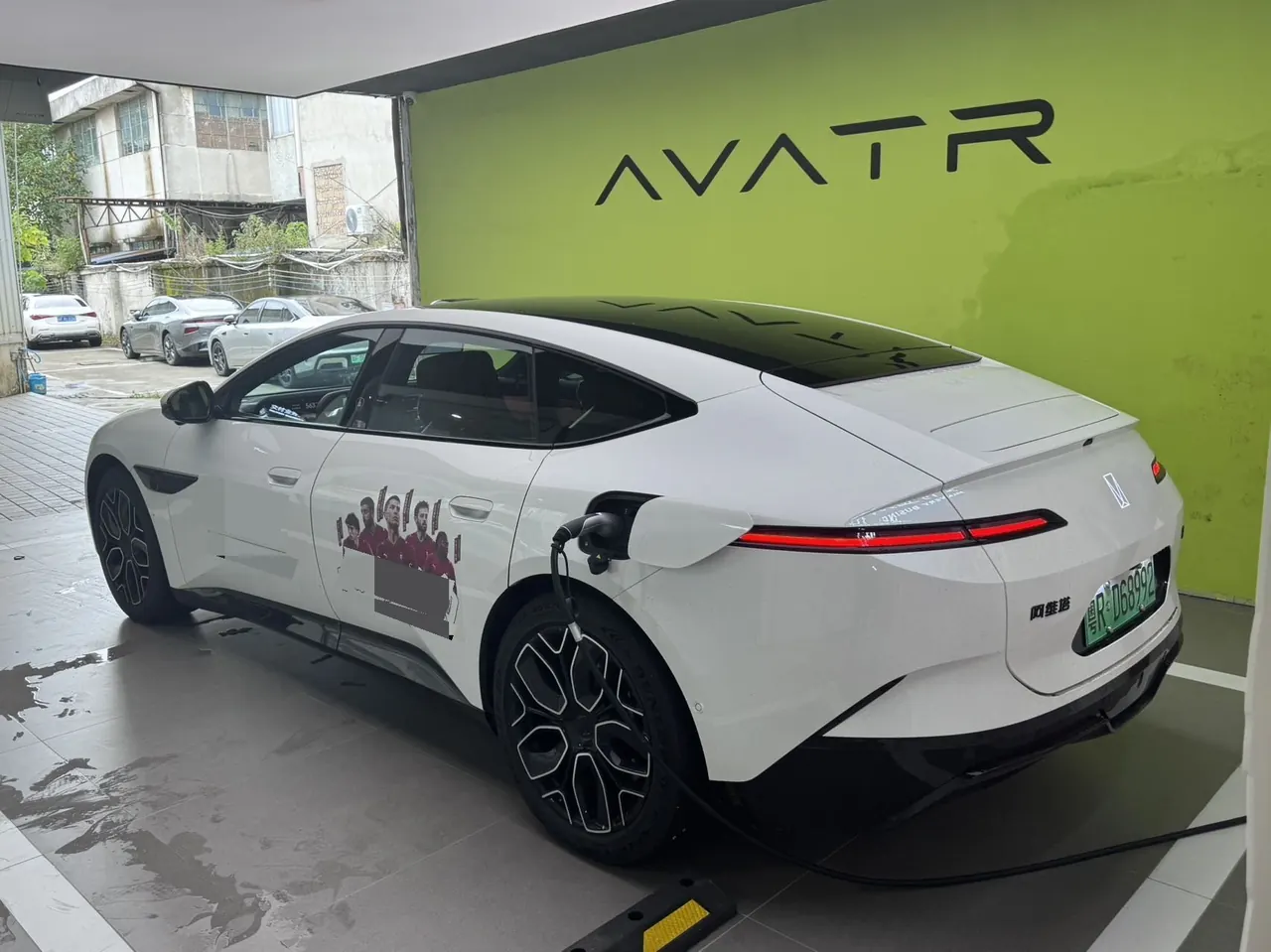 Avatr 2026 Avatr 12 Max dual-motor all-electric version (facelift) automatic transmission 8