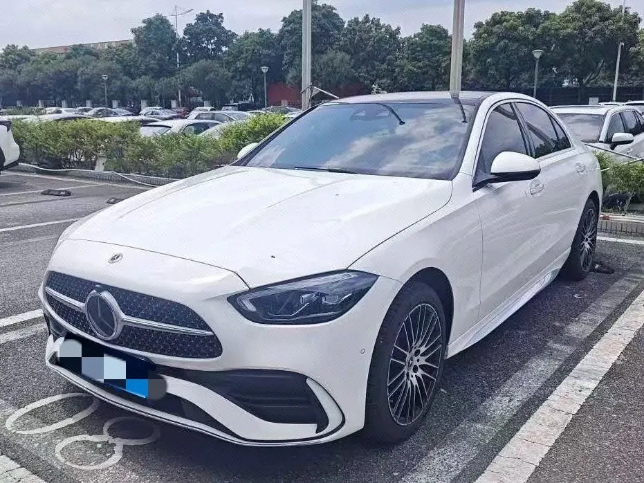 打开图片灯箱:Mercedes Benz Class C 2026 C 260 L 48V 2.0T Sports Edition Automatic Gear