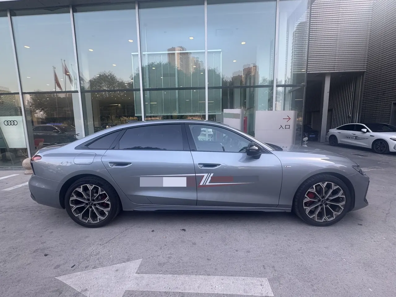 Audi 2026 A6L 2.0T Quattro Enjoy Dynamic Automatic 4