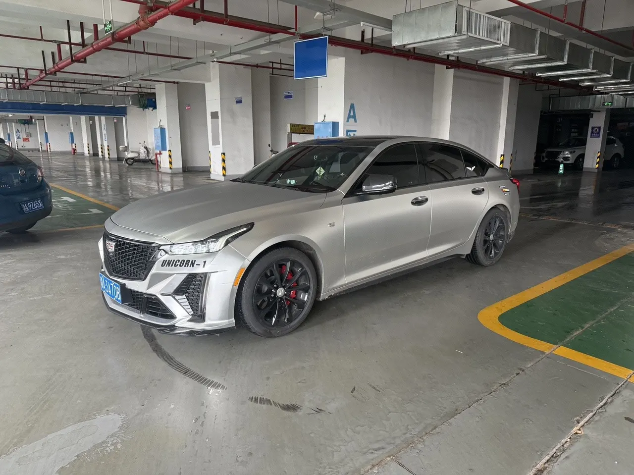 Open image lightbox: Cadillac 2023 CT5 2.0T 28T Luxury (Standard Edition) Automatic Gear