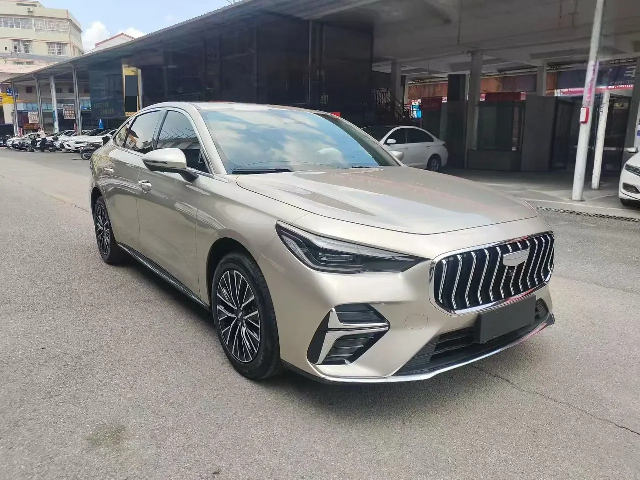 Geely 2026 emgrand -3-compartment 1.5T honorable automatic gear 3