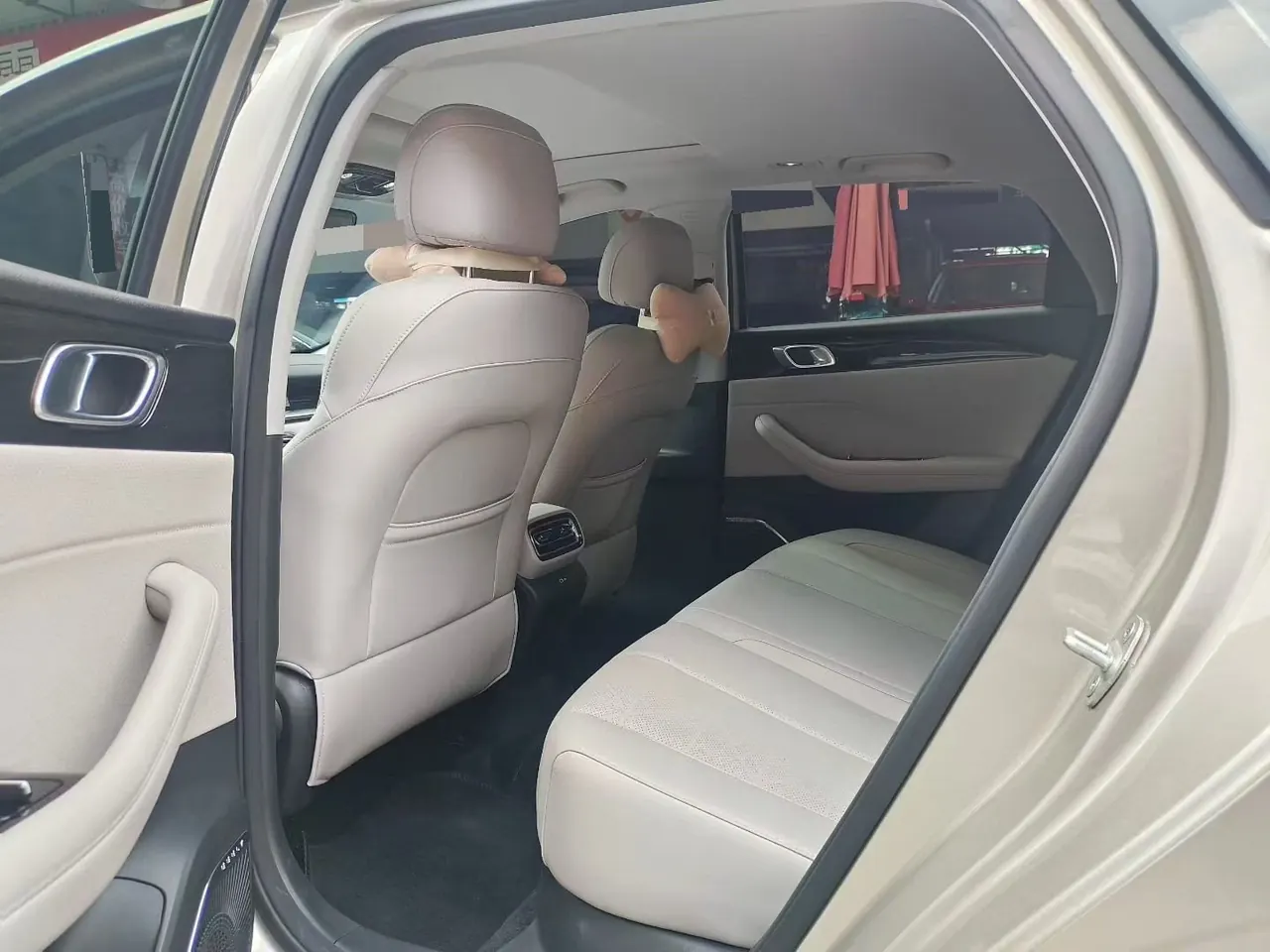 Geely 2026 emgrand -3-compartment 1.5T honorable automatic gear 9