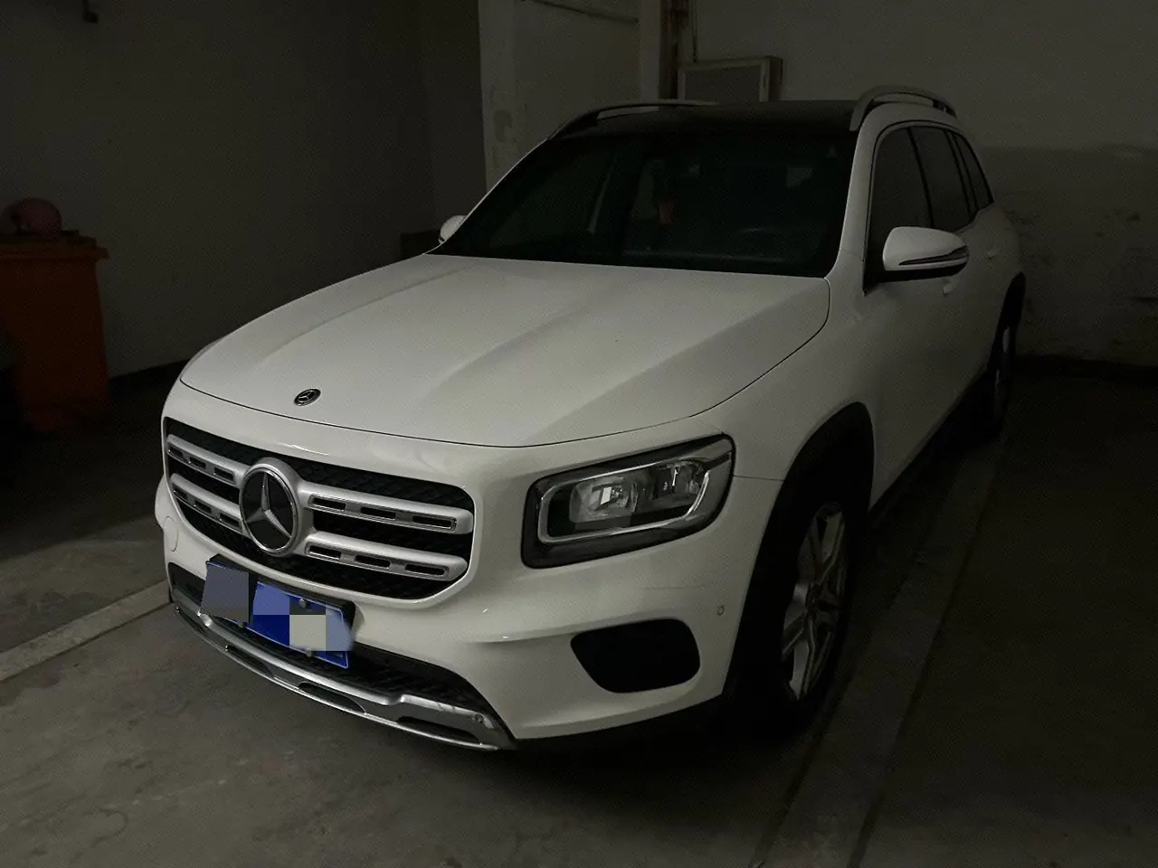 Open image lightbox: Mercedes Benz 2020 GLB 180 1.3T Dynamic Automatic