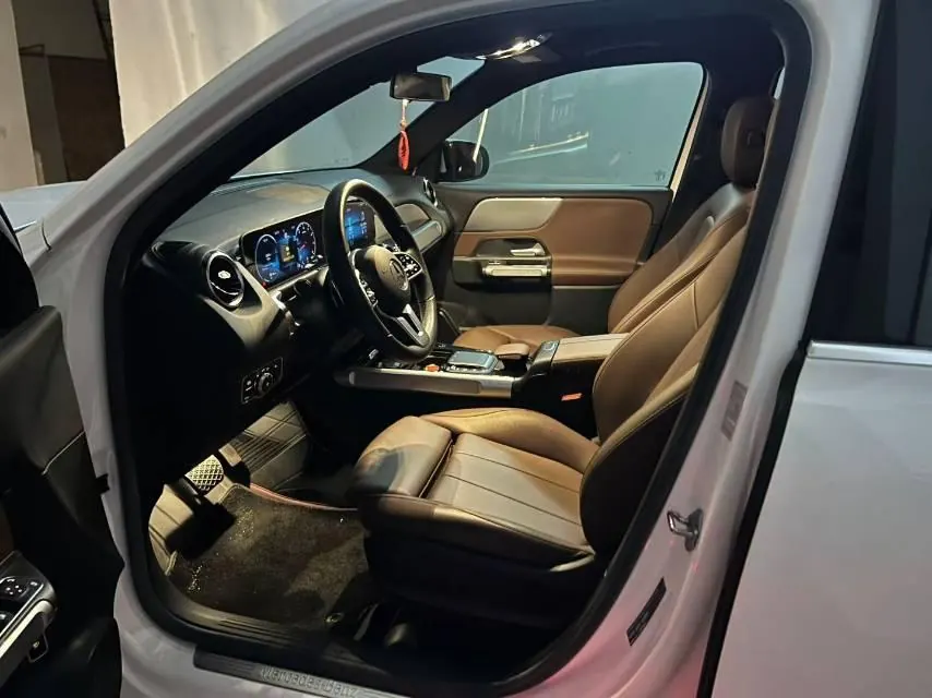 Mercedes Benz 2020 GLB 180 1.3T Dynamic Automatic 7