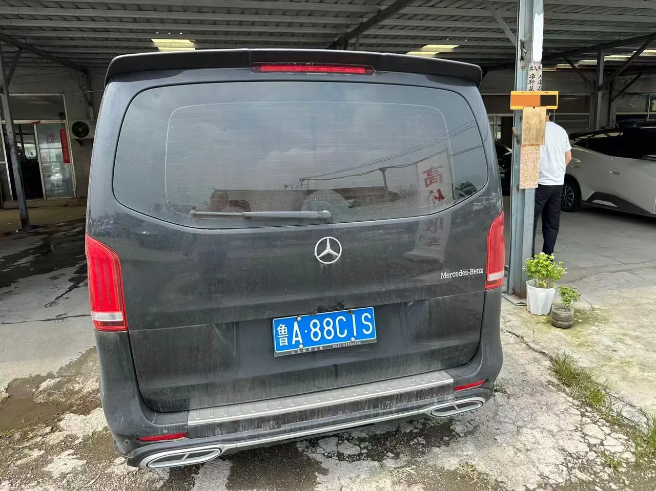 Mercedes Benz 2023 Vito 2.0T Business Edition 7-seat Automatic Gear 6