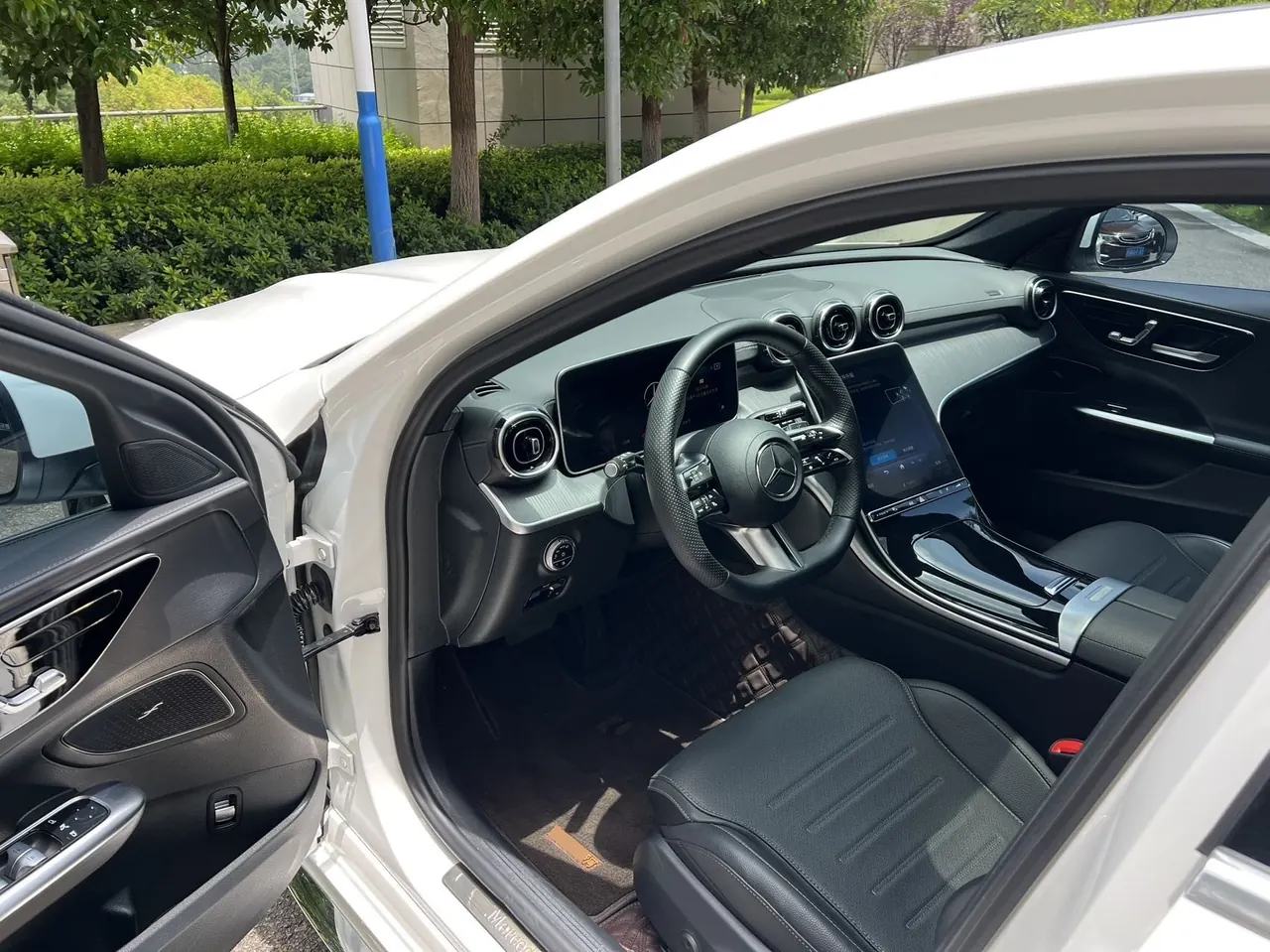 Mercedes Benz Class C 2023 C 200 L 48V 1.5T Sports Edition Automatic Gear 4