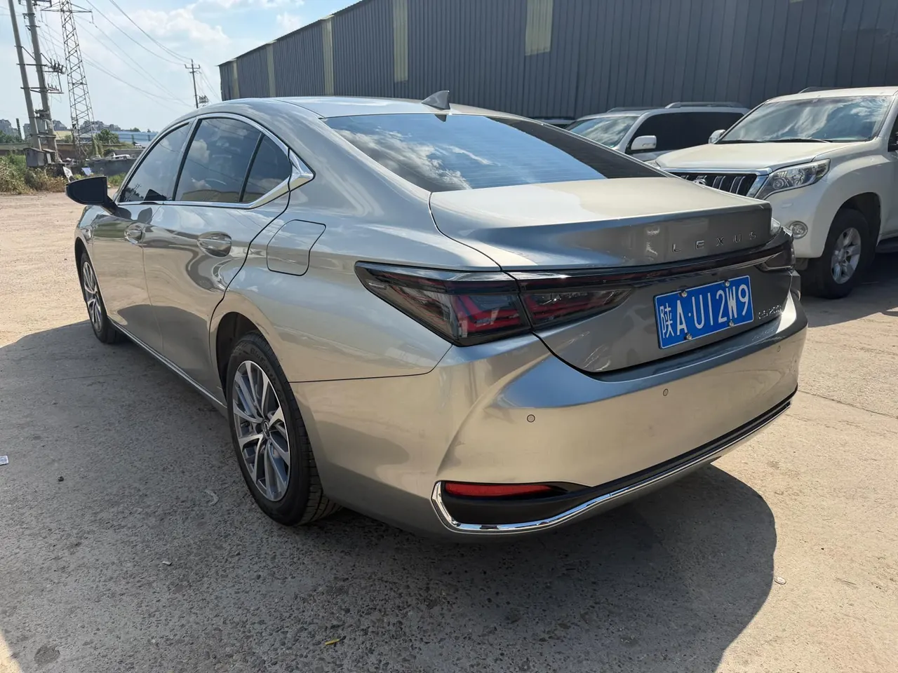 Lexus ES (Imported) 2025 ES200 2.0 Stepless Edition Automatic Gear 6