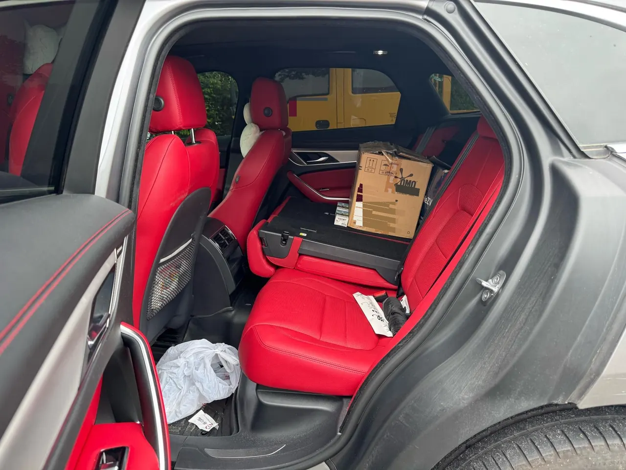 Jaguar F-PACE (Imported) 2021 F-PACE 48V 3.0T 340PS R-Dynamic SE Automatic 3