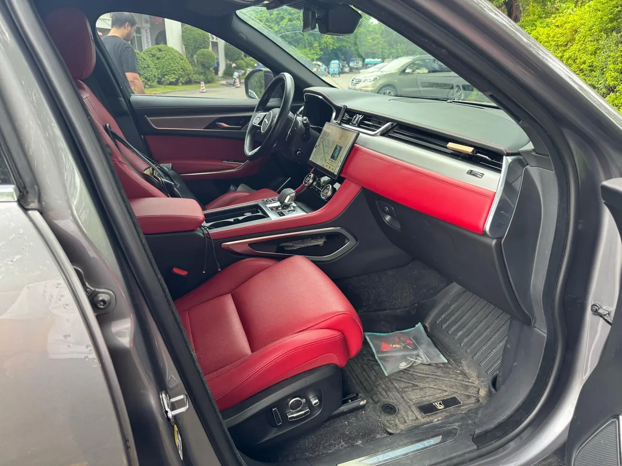 Jaguar F-PACE (Imported) 2021 F-PACE 48V 3.0T 340PS R-Dynamic SE Automatic 6