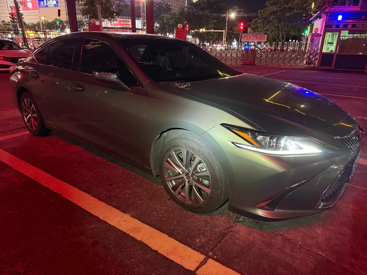 Lexus ES (Imported) 2020 ES300h 2.5 Stepless Excellence Edition Automatic Gear 3