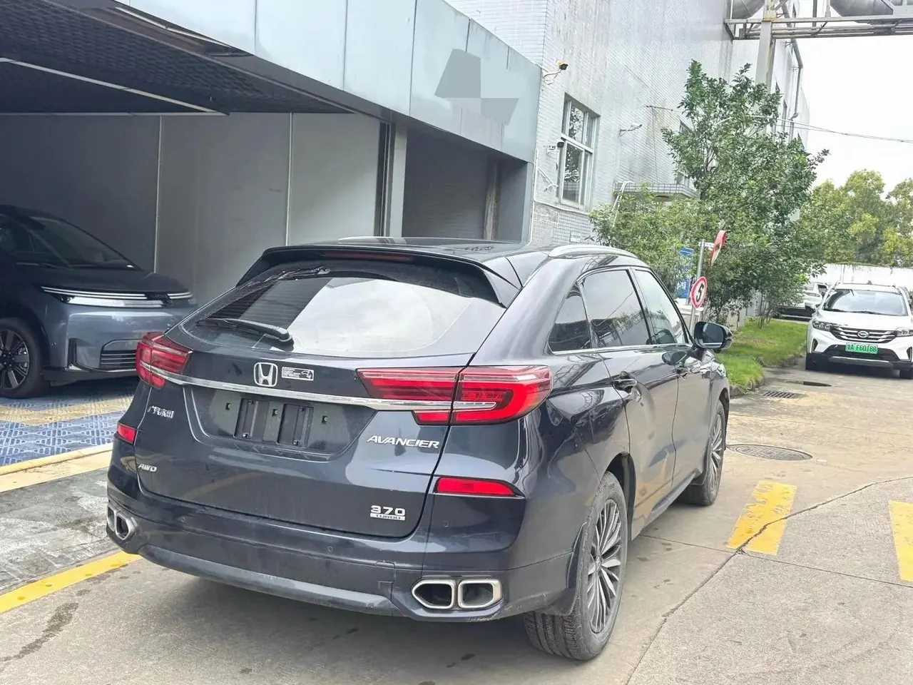 Honda 2020 Crown Road 2.0T 370TURBO Four-wheel Drive Extreme Edition Automatic Gear 10