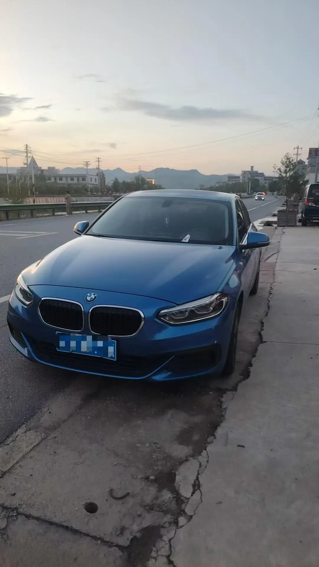 BMW 1 Series 2020 120i 1.5T Fashion Automatic 4