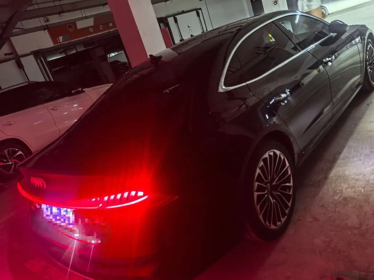 Audi 2024 A7L 2.0TFSI 45TFSI Quattro S-line Black Samurai Edition Automatic Gear 4