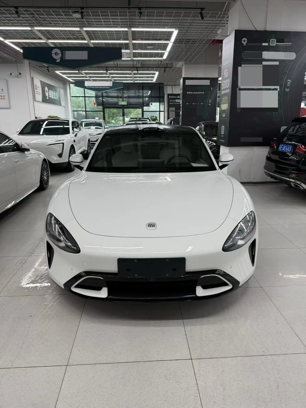 MI 2024 SU 7 750km Four-wheel Drive Max Founding Edition Automatic Gear 2