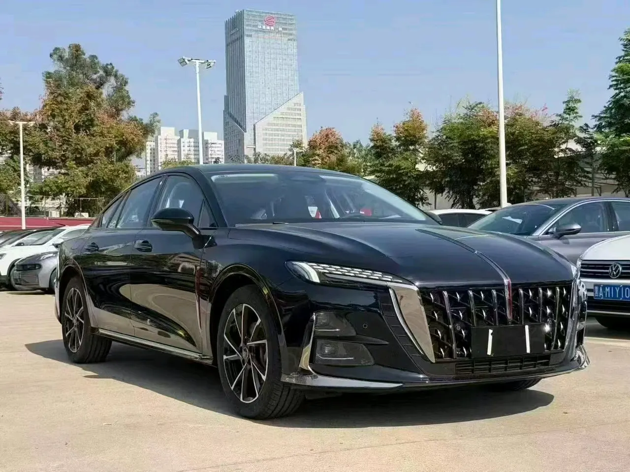 HongQi 2024 H6 2.0T to the United States version of automatic gear 3