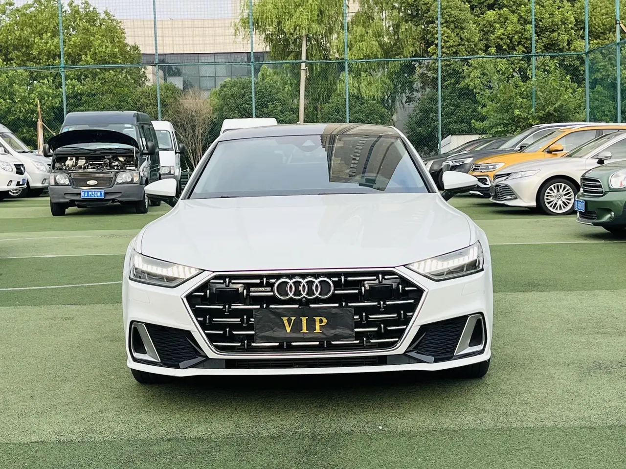 Audi 2024 A7L 2.0TFSI 45TFSI Quattro S-line see remote crystal flow set automatic gear 2