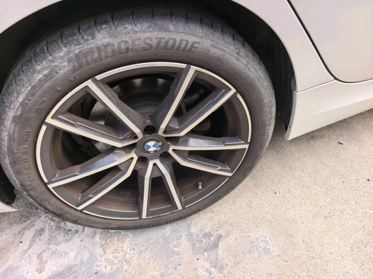 BMW 3 Series 2024 325Li 2.0T M Sports Suit Automatic Gear 3