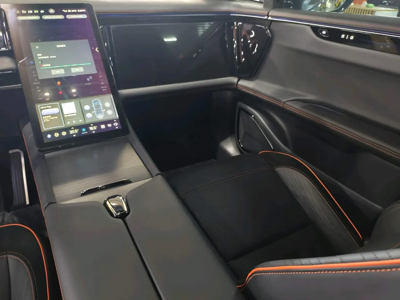 HiPhi 2021 HiPhi X Flagship 6-seat Automatic Gear 6