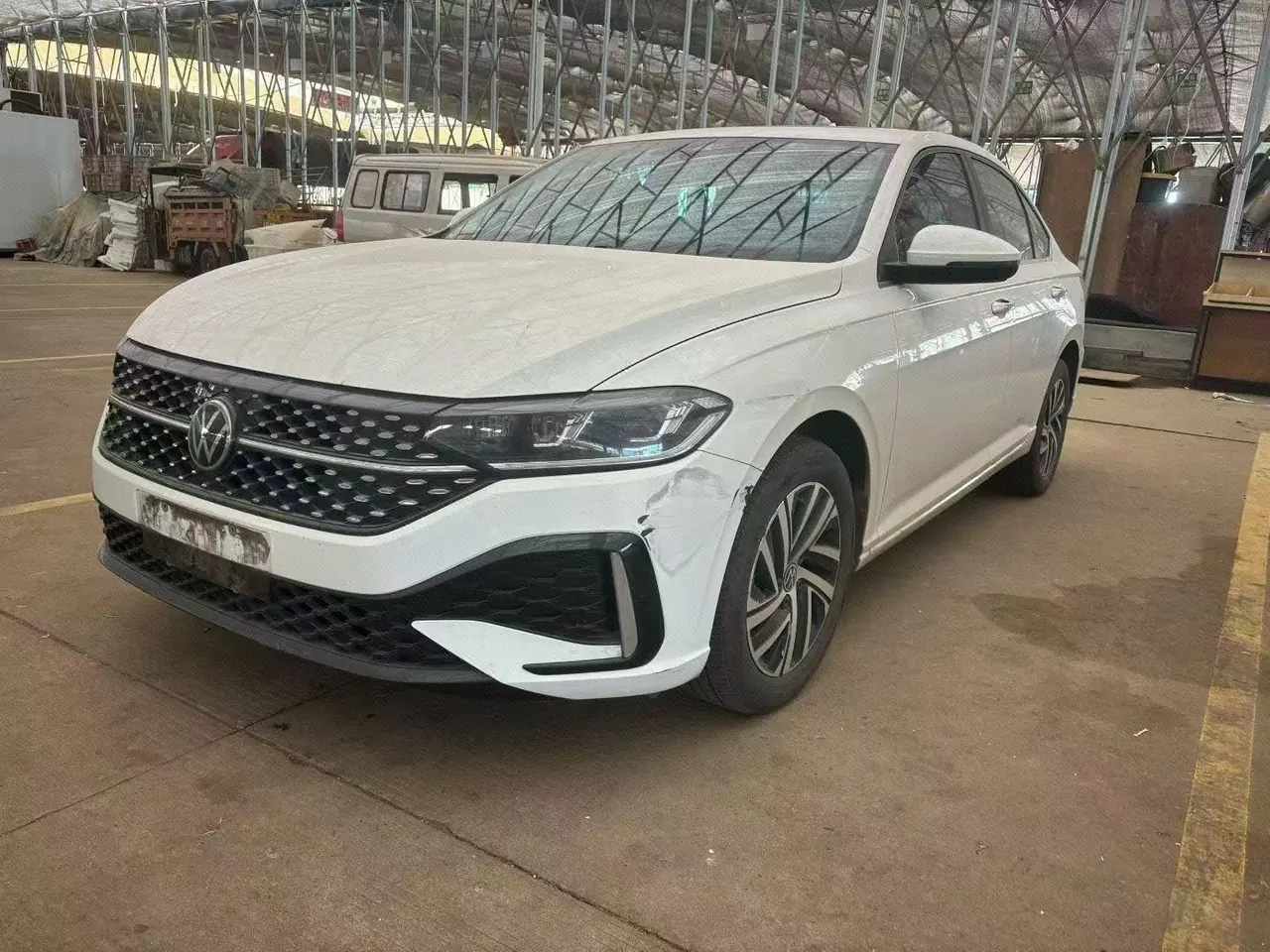 Open image lightbox: Volkswagen 2024 LaVida 1.5 Star 5 Million Edition Automatic Gear