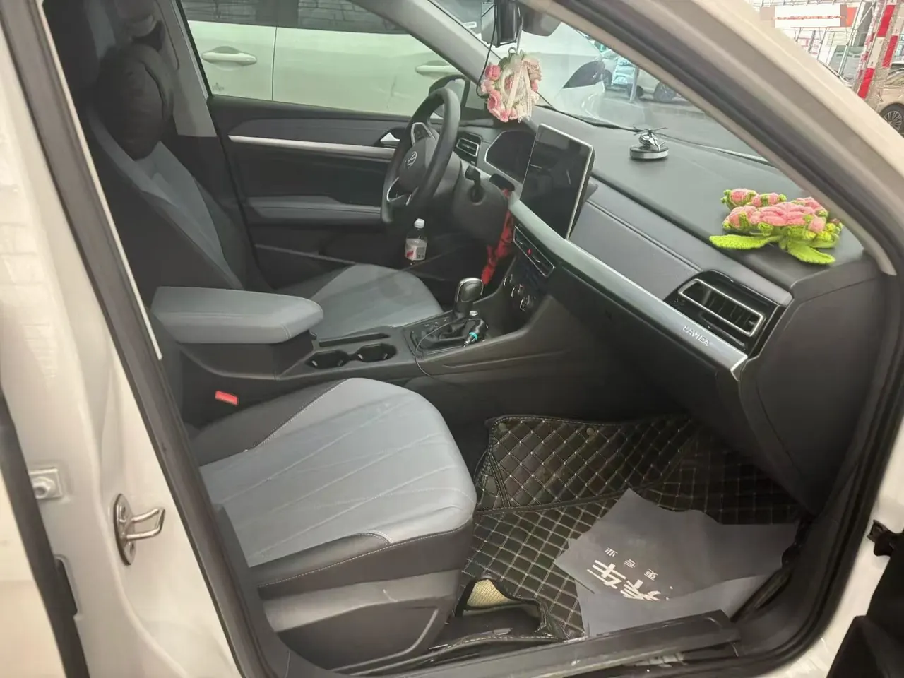 Volkswagen 2024 LaVida 1.5 Star 5 Million Edition Automatic Gear 7