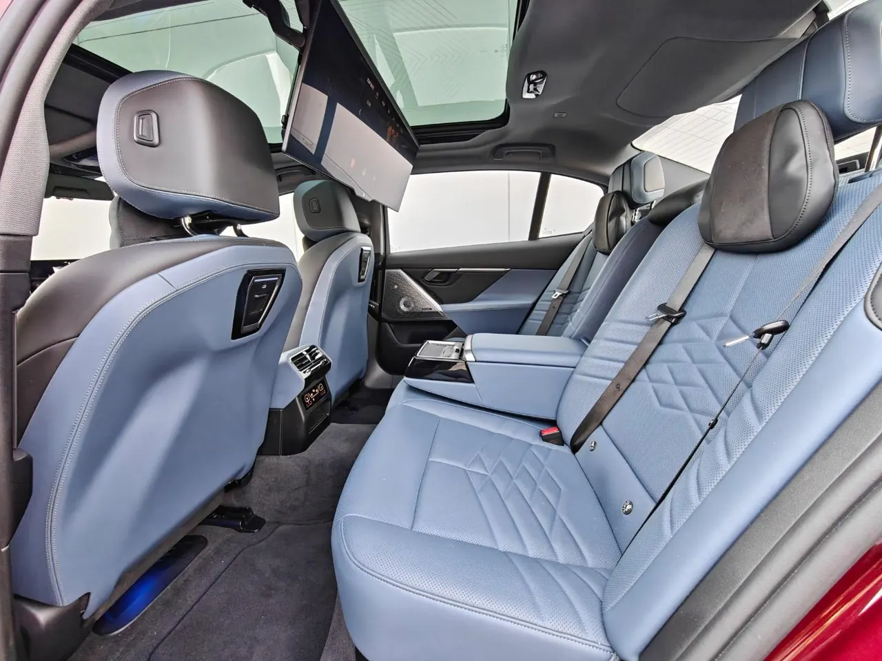 BMW 5 Series 2024 530Li 48V 2.0T Premium Luxury Suit Automatic Gear 9