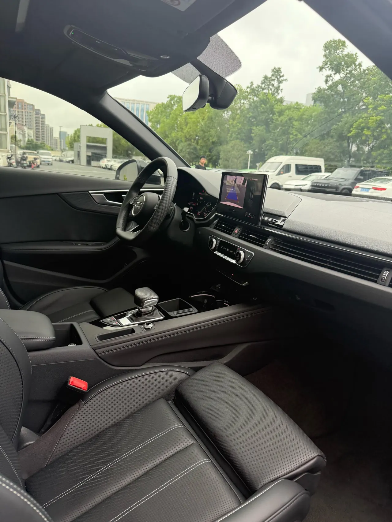 Audi 2024 A4L 2.0TFSI 40TFSI Deluxe Dynamic Automatic 7