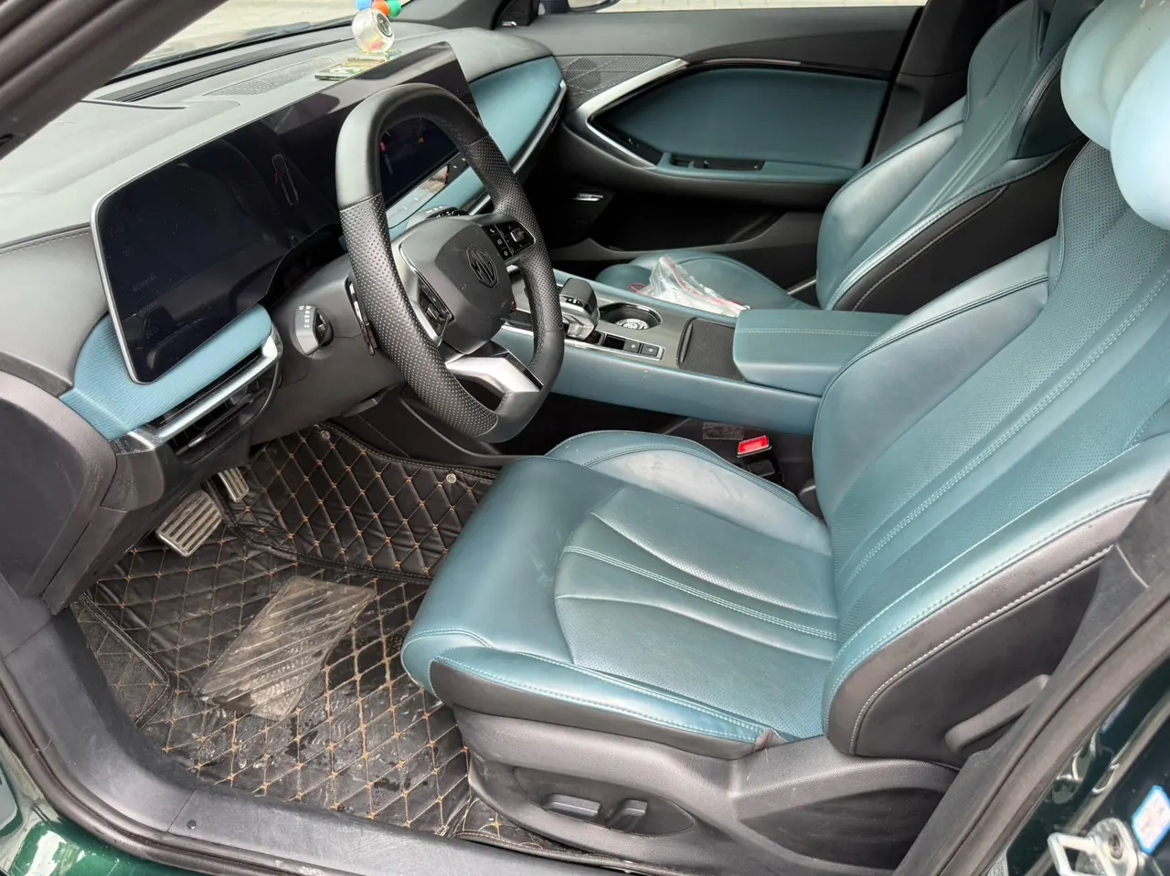 MG 2023 MG7 1.5T to the United States elegant version of automatic gear 4