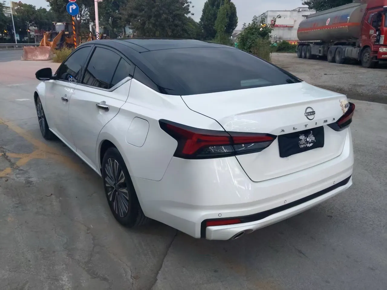 Nissan 2022 Teana 2.0 Stepless XL-TLS Pleasant Edition Automatic Gear 9