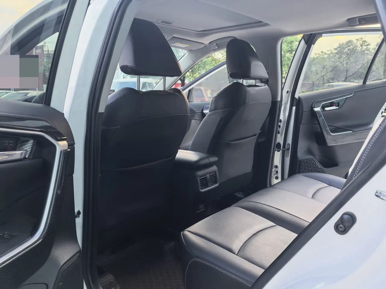 Toyota 2021 RAV4 Rongbo 2.0 Stepless Two-Drive Fashion PLUS Edition Automatic Gear 5