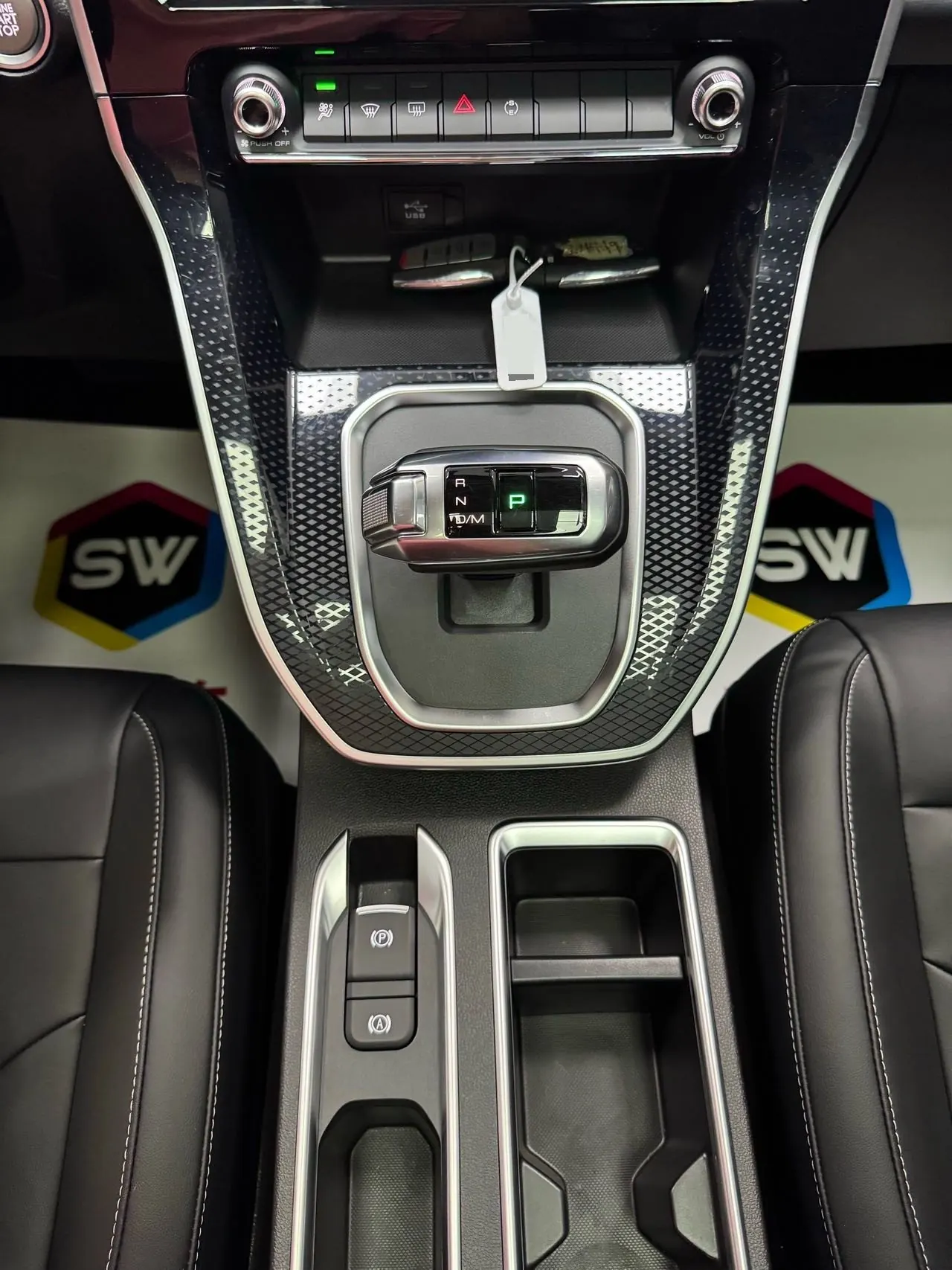 Haval 2023 M6 PLUS 1.5T Luxury Smart Joint Automatic Gear 12
