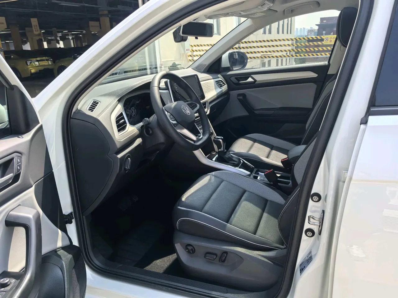 Volkswagen 2023 Tange 1.4TSI 280TSI Two-Drive Time Edition Automatic Gear 4
