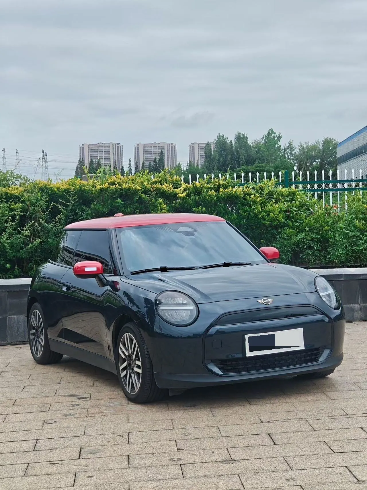 MINI 2024 Mini Cooper E 456km Cooper E Classic Automatic 3