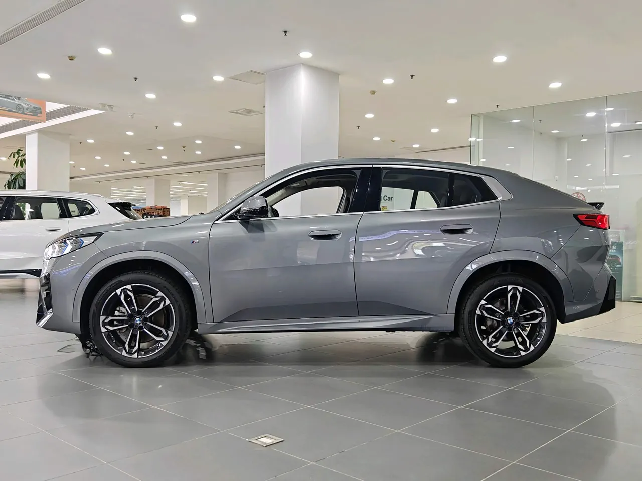 BMW X2 (Imported) 2024 X2 sDrive25i 2.0T M Sports Suit Automatic Gear 3