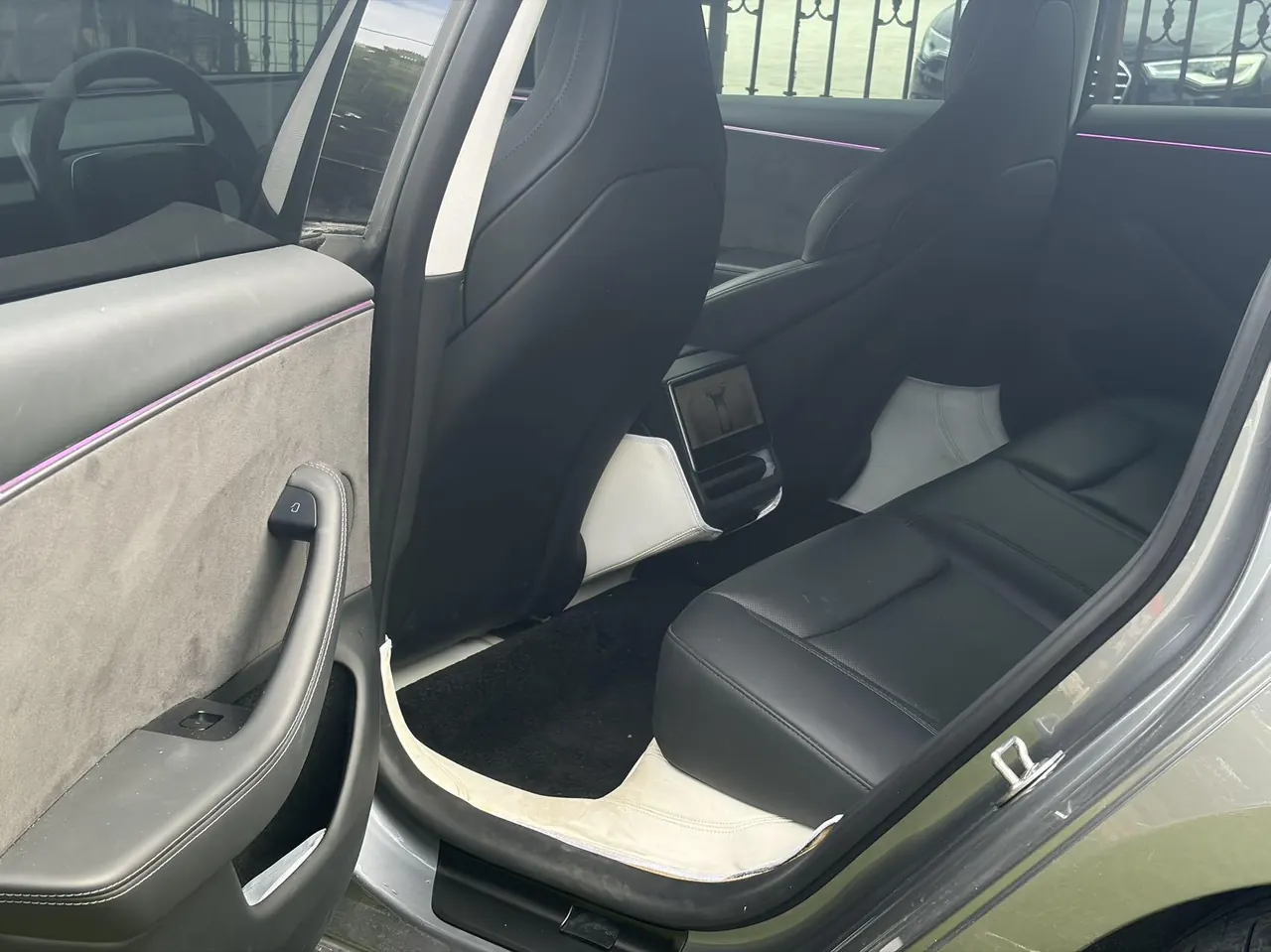 Tesla 2024 Model 3 high-performance all-wheel drive version automatic transmission 3