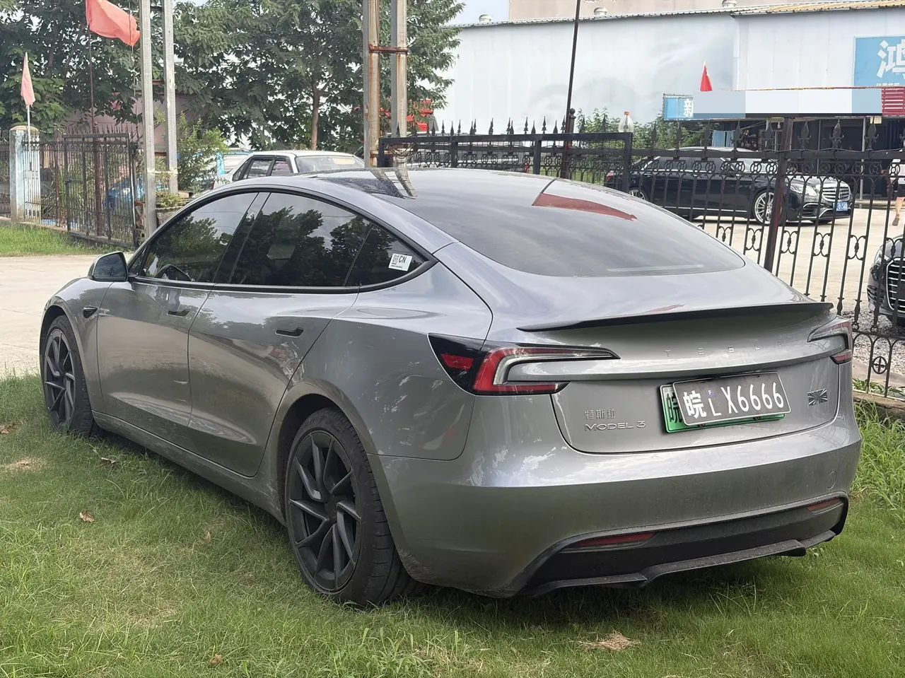 Tesla 2024 Model 3 high-performance all-wheel drive version automatic transmission 8