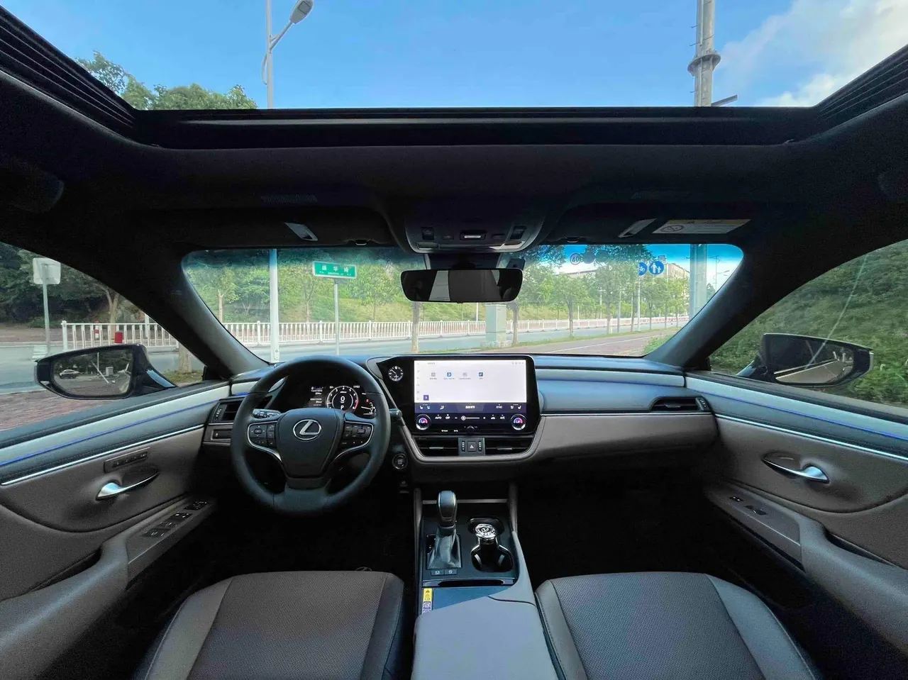 Lexus ES (Imported) 2025 ES200 2.0 Stepless Edition Automatic Gear 5